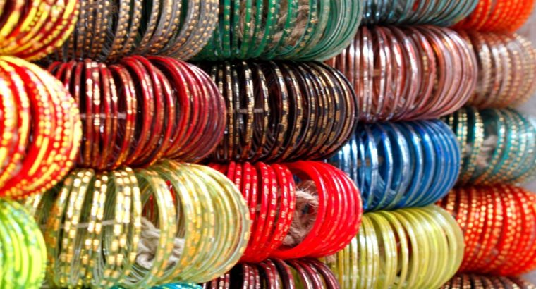 Girls Fancy Bangalls And Hair Bands, Clips