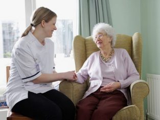 Home Caregiver Servics for Senior Citizens