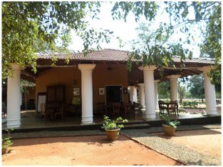 MUKALANA WALAUWA ASHRAM ANURADHAPURA