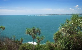 Elevated beach development land for sale near Galle