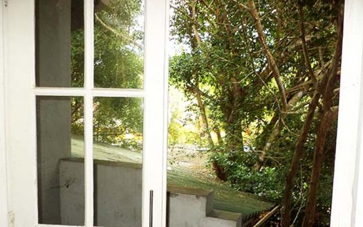 Eco house for sale in Gonapinuwala