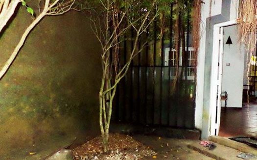 Eco house for sale in Gonapinuwala