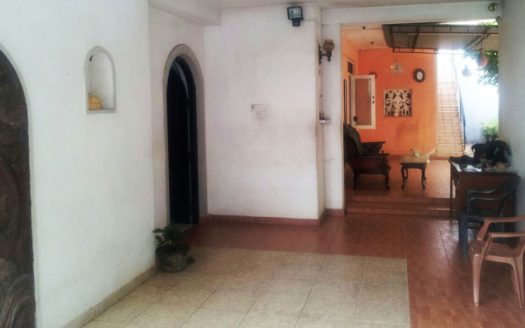 Ten roomed house for sale in Pepiliyana Road, Nugegoda