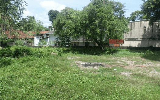 Bare land for sale at Kohuwala