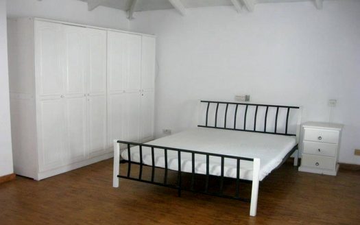 2 Storied House for Rent on Lake Drive