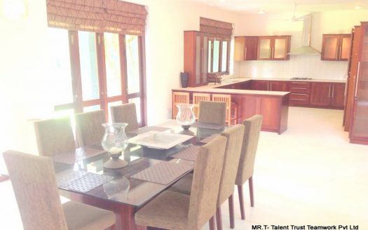 4 Bedroom House for Rent in Battaramulla