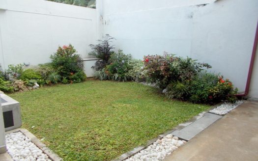 2 Storied House for Sale in Boralasgamuwa