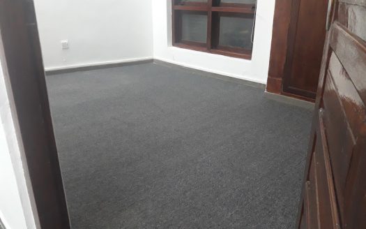 850 square feet Showroom space for Rent