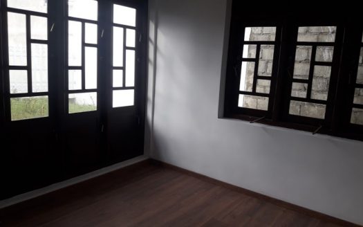 Two story House for rent in Hokandara