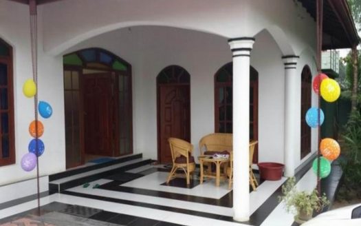 Newly built House for sale in Minuwangoda