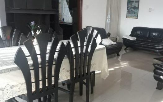 Two bedrooms Apartment for rent in land side Colombo 6
